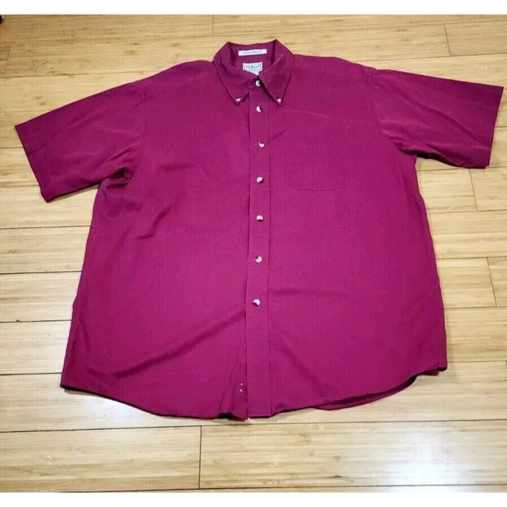 LL Bean Shirt Large Mens Short Sleeve Button Collared Pocket Cottagecore